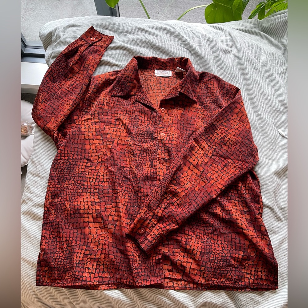 Vintage Orange and Red Animal Print Long Sleeve Shirt